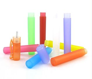Renkli Kalem Tipi Parfüm Şişesi 2ml 3ml 5ml 8ml 10ml Boş Küçük Plastik Sprey Şişeleri